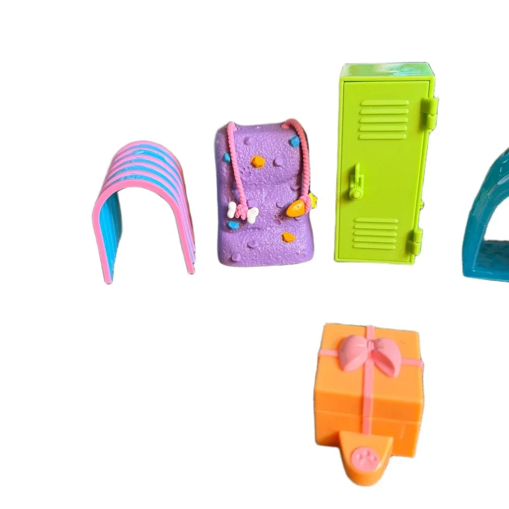 Littlest Pet Shop LPS Accessory Lot Green Locker Climbing Wall Basket 7pc Set